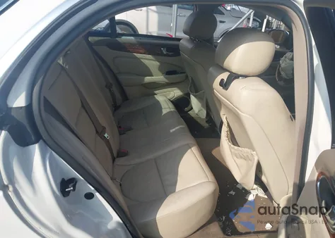 2004 Jaguar Xj Xj8 z USA, uszkodzony, nr VIN SAJWA71C14SG27541